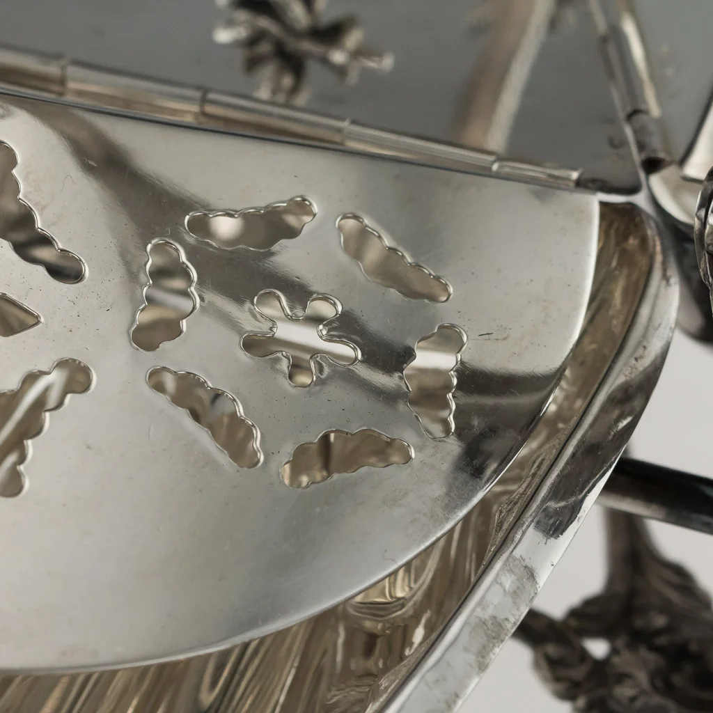 PUSHKIN ANTIQUES 2 - STUNNING 20thC ITALIAN SOLID SILVER 925 BISCUIT BOX, CASSETTI c.1970 - 16.jpg