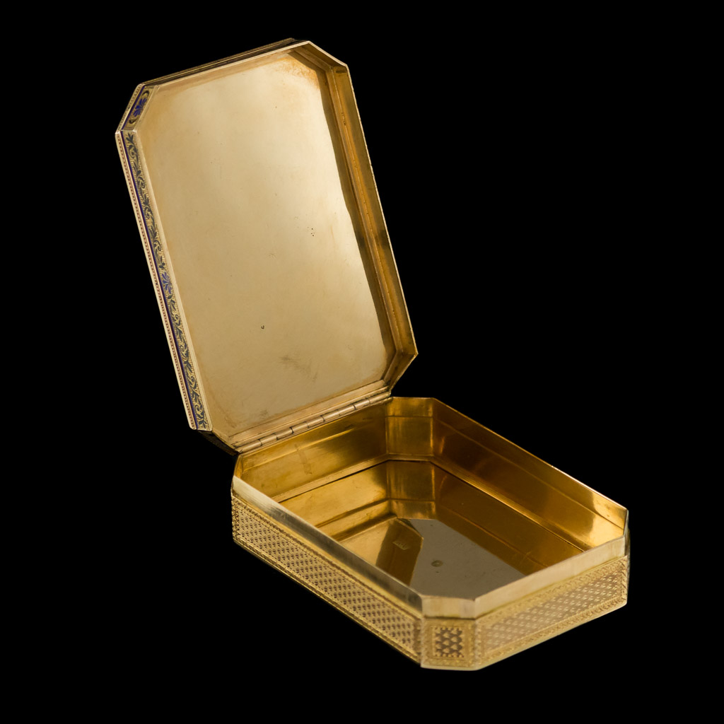 ANTIQUE 19thC GERMAN 18K GOLD & ENAMEL SNUFF BOX WITH MINIATURE c.1820 ...