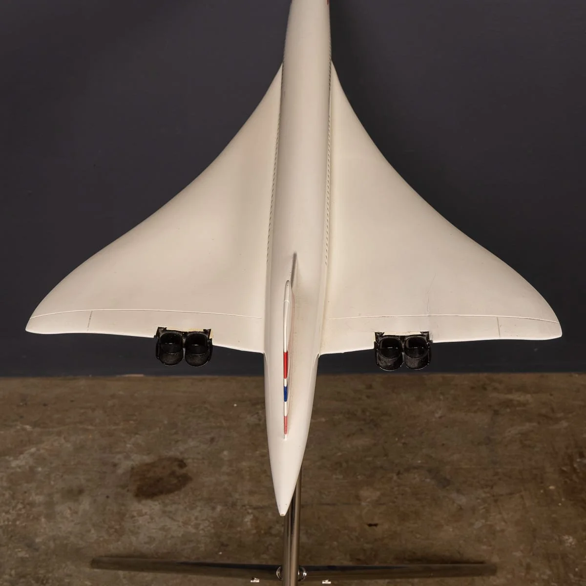 PUSHKINS.COM - D11770 - 20thC LARGE BRITISH AIRWAYS CONCORDE MODEL BY SPACE MODELS, ENGLAND c.1999 - 21.jpg