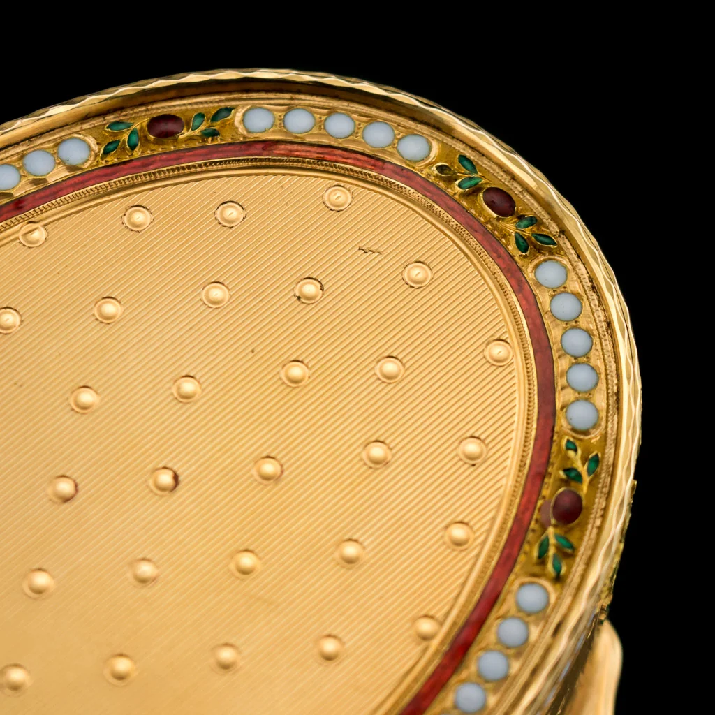 ANTIQUE 18thC GERMAN ROYAL 18k GOLD & ENAMEL SNUFF BOX, FRERES SOUCHAY c.1770 - 07.jpg