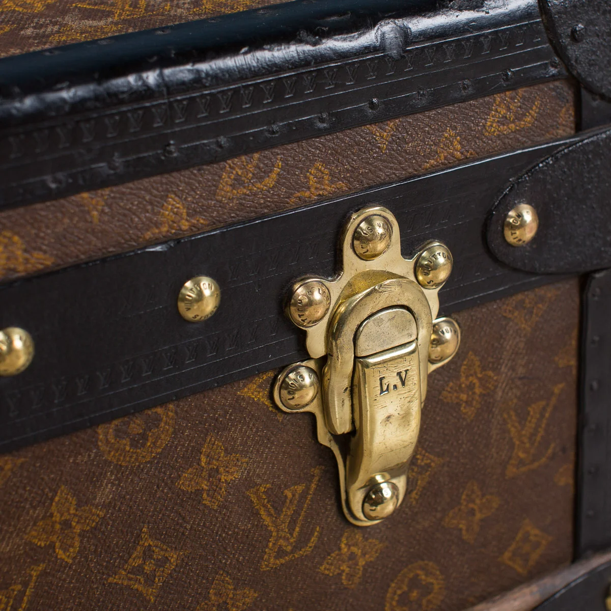 Pushkin Antiques - ANTIQUE 20thC LOUIS VUITTON MONOGRAM CABIN TRUNK c.1910 -12.jpg