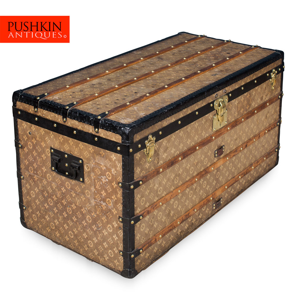 Vintage Vuitton steamer trunk closes at $6,875 - Antique Trader
