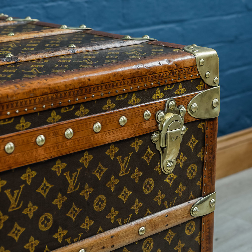 Louis Vuitton travel trunk with key and n° 059108 - Catawiki