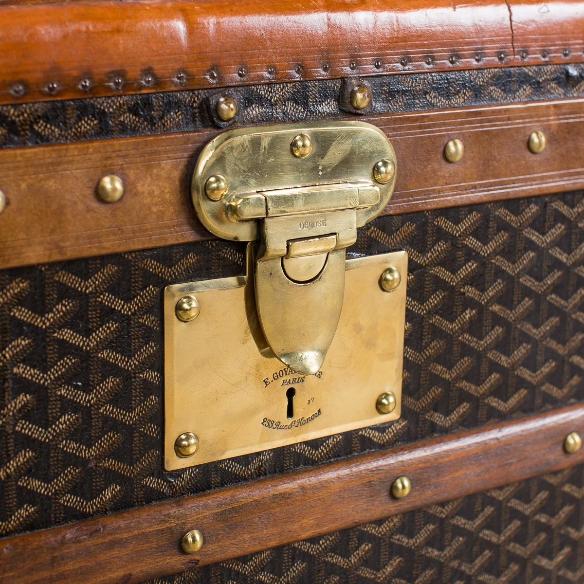 pushkin antiques - ANTIQUE 20thC GOYARD CHEVRON CANVAS TRUNK c.1910 - 9.jpg