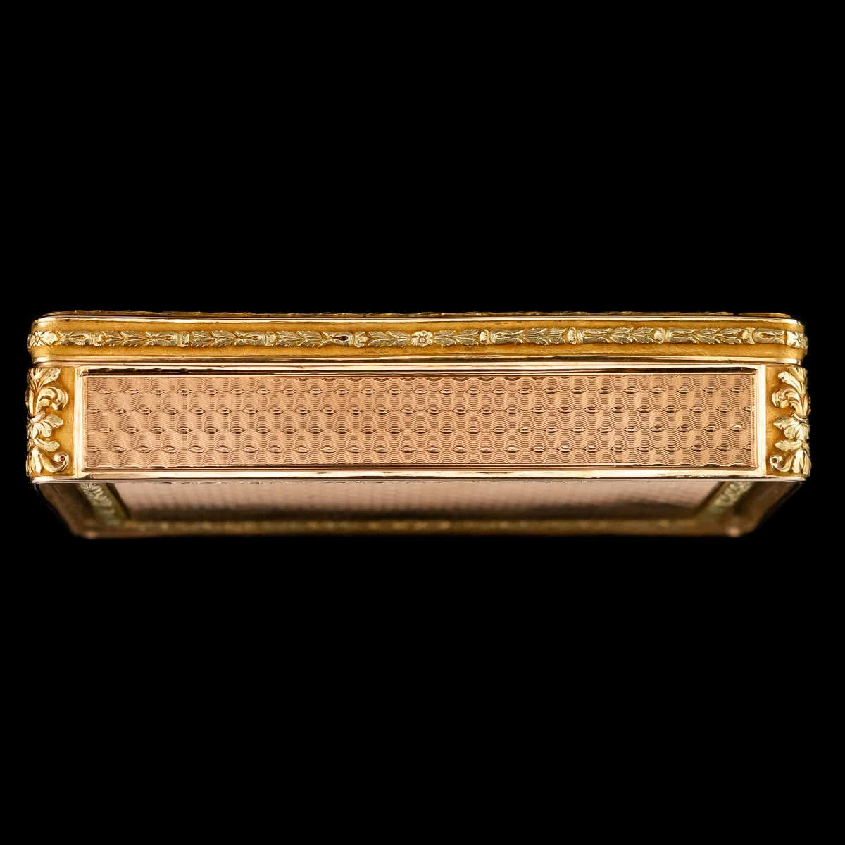 pushkin antiques - ANTIQUE 18thC GERMAN THREE-COLOUR 18k GOLD PRESENTATION MEDAL SNUFF BOX c.1830 - 5.jpg