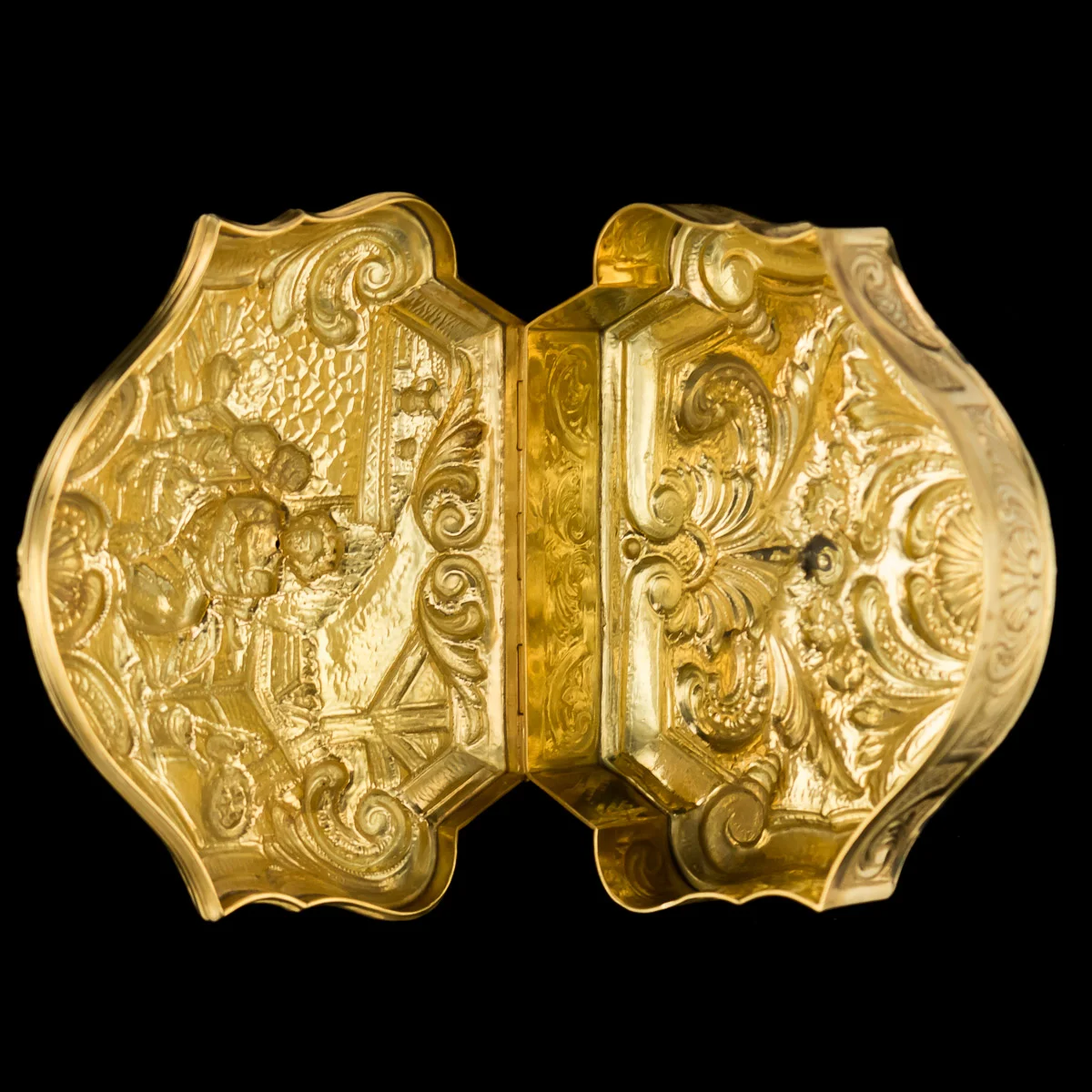 Pushkin Antiques - ANTIQUE 19thC GERMAN 18K SOLID GOLD DECORATIVE SNUFF BOX, HANAU c.1840 - 4.jpg