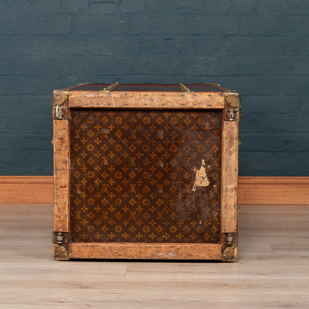 763 Vuitton Trunk Stock Photos, High-Res Pictures, and Images