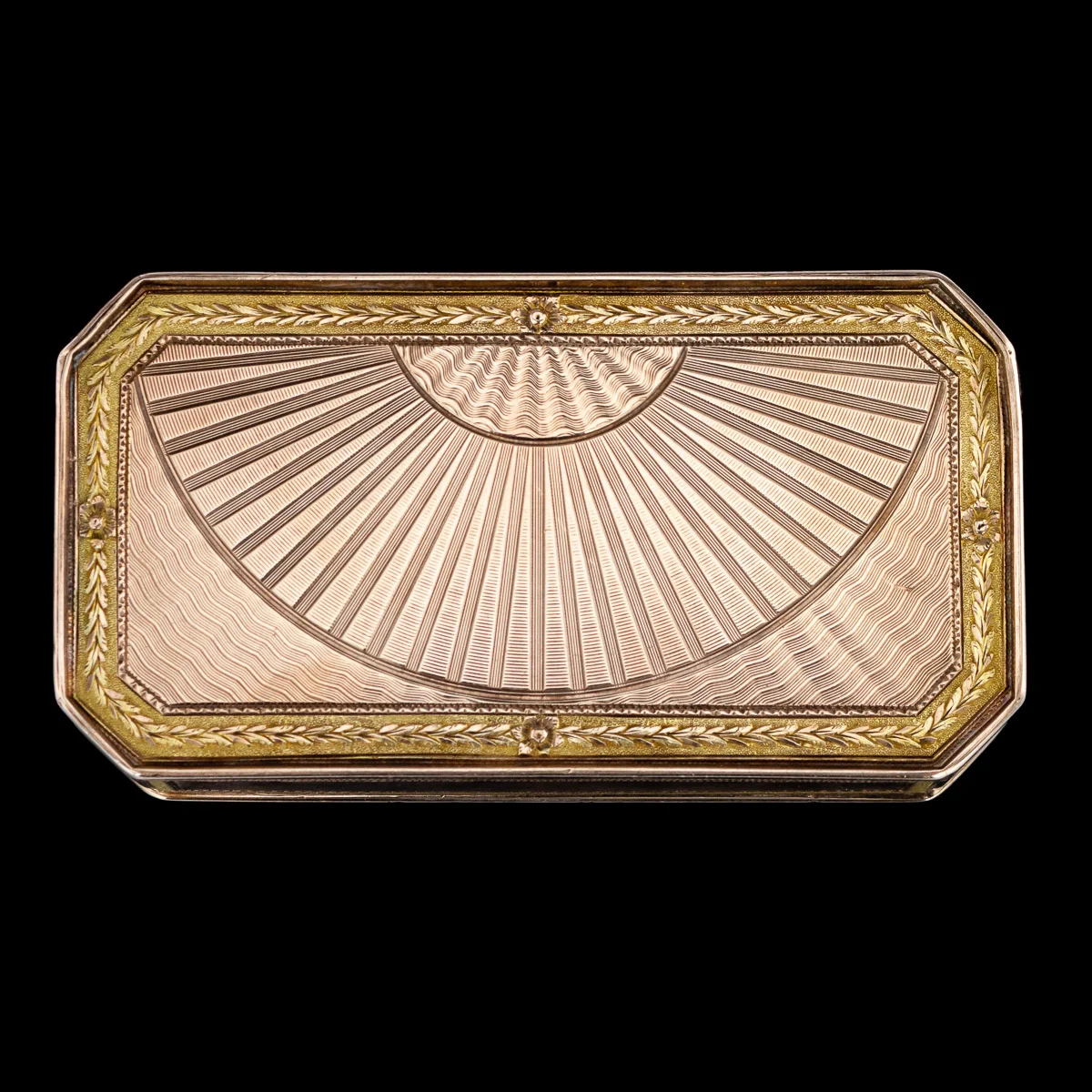 pushkin antiques - ANTIQUE 19thC AUSTRIAN 18k VARI-COLOUR GOLD SNUFF BOX c.1830 - 4.jpg