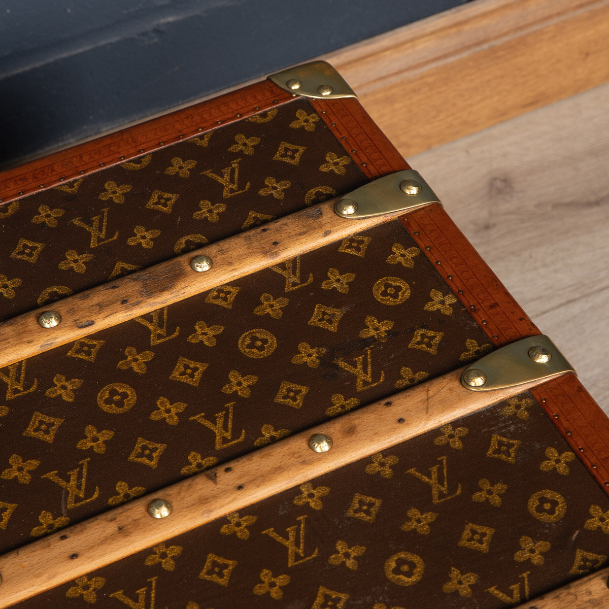 Pushkin Antiques - LOUIS VUITTON CABIN TRUNK IN MONOGRAM CANVAS, PARIS c.1930 - 23.jpg
