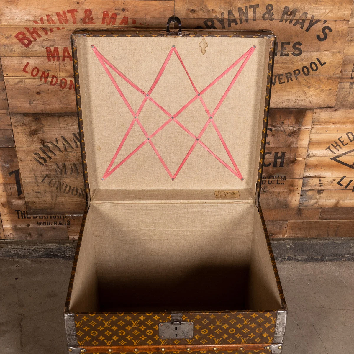 Pushkin Antiques - ANTIQUE 20thC LOUIS VUITTON HAT TRUNK IN MONOGRAM CANVAS, PARIS c.1910 - 11.jpg