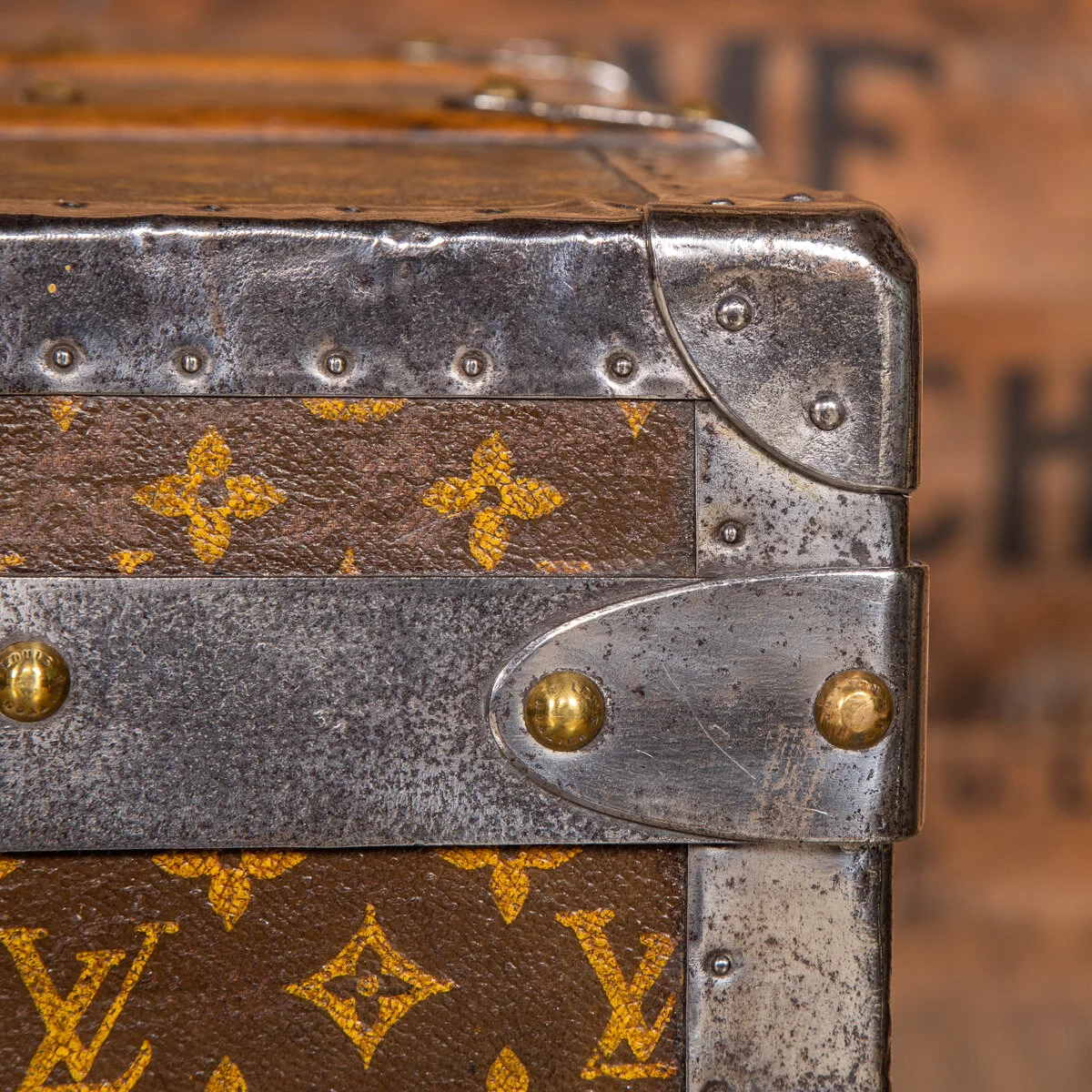 Pushkin Antiques - ANTIQUE 20thC LOUIS VUITTON HAT TRUNK IN MONOGRAM CANVAS, PARIS c.1910 - 20.jpg