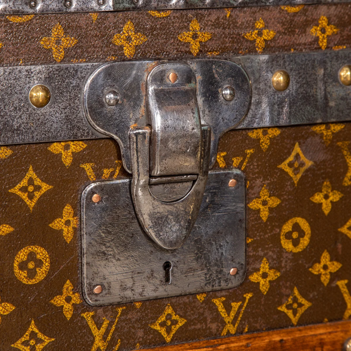 Pushkin Antiques - ANTIQUE 20thC LOUIS VUITTON HAT TRUNK IN MONOGRAM CANVAS, PARIS c.1910 - 21.jpg
