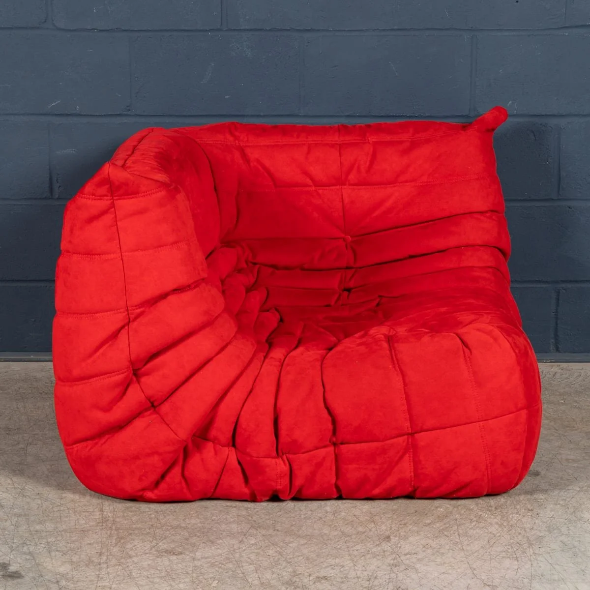 PUSHKINS.COM - B12280 - A 21st CENTURY RED "TOGO" CORNER SOFA BY MICHEL DUCAROY FOR LIGNE ROSET FRANCE - 04.jpg