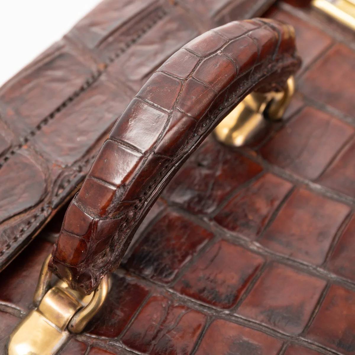 Pushkin Antiques - ANTIQUE 20thC BRITISH MADE CROCODILE TRAVEL OVERNIGHT CASE c.1910 - 14.jpg