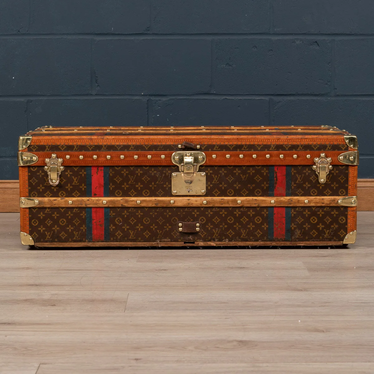 Pushkin Antiques - STUNNING 20thC LOUIS VUITTON CABIN TRUNK IN MONOGRAM CANVAS, PARIS c.1930 - 5.jpg