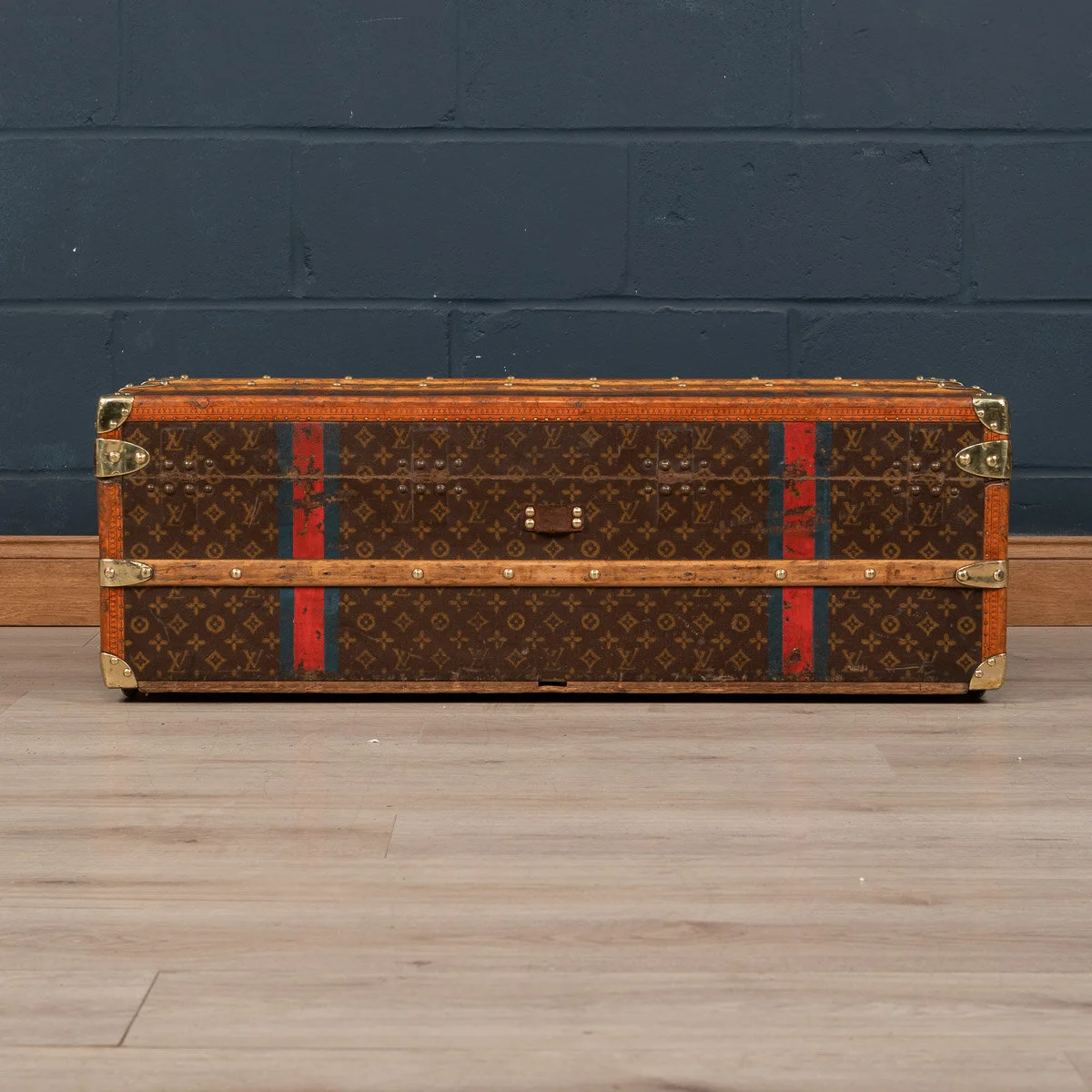 Pushkin Antiques - STUNNING 20thC LOUIS VUITTON CABIN TRUNK IN MONOGRAM CANVAS, PARIS c.1930 - 7.jpg