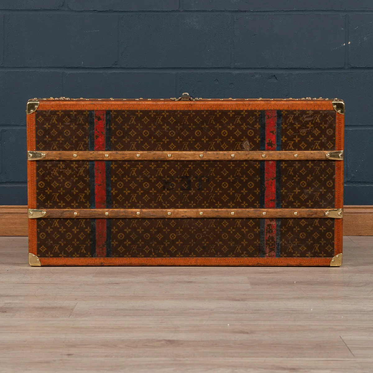 Pushkin Antiques - STUNNING 20thC LOUIS VUITTON CABIN TRUNK IN MONOGRAM CANVAS, PARIS c.1930 - 9.jpg
