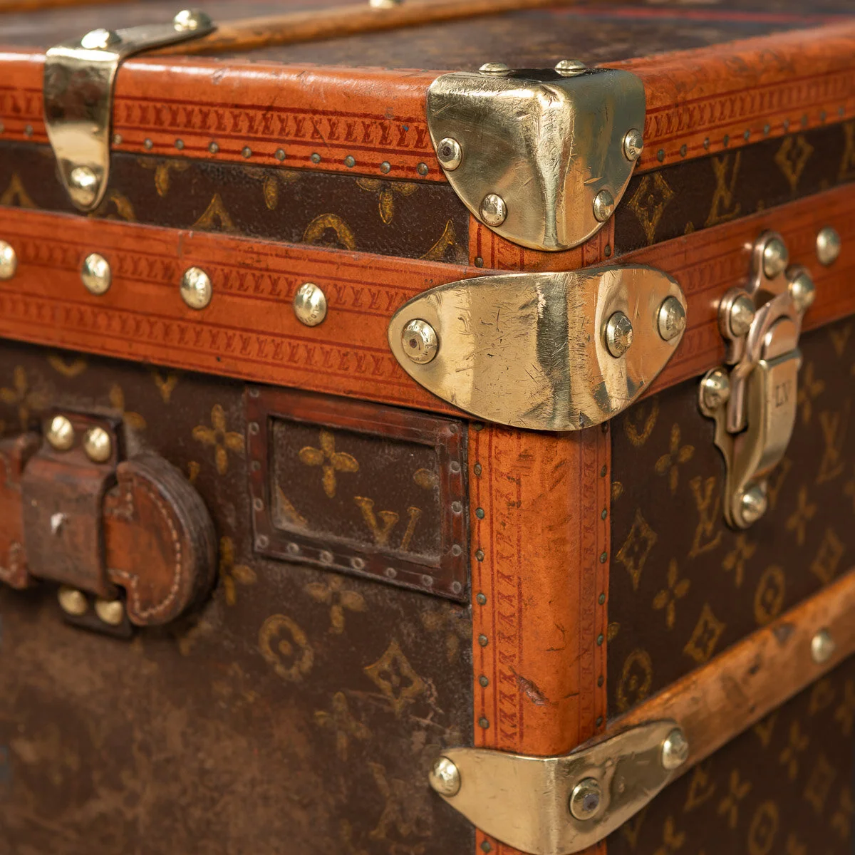 Pushkin Antiques - STUNNING 20thC LOUIS VUITTON CABIN TRUNK IN MONOGRAM CANVAS, PARIS c.1930 - 30.jpg