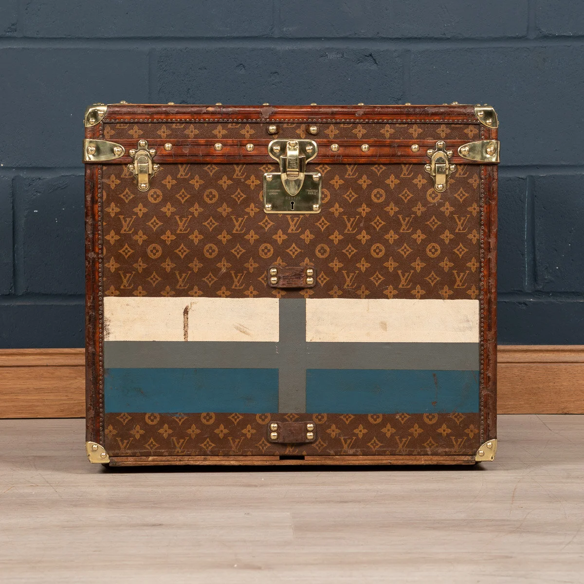 Pushkin Antiques - ANTIQUE 20thC LOUIS VUITTON HAT TRUNK IN MONOGRAM CANVAS, PARIS c.1900 - 7.jpg