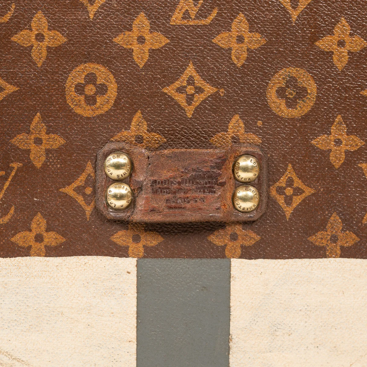 Pushkin Antiques - ANTIQUE 20thC LOUIS VUITTON HAT TRUNK IN MONOGRAM CANVAS, PARIS c.1900 - 27.jpg