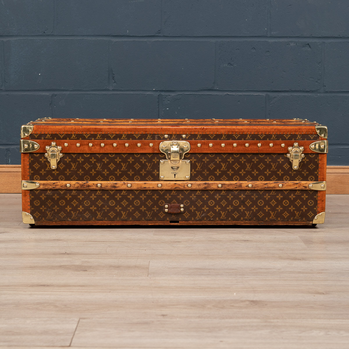 Pushkin Antiques - STUNNING 20thC LOUIS VUITTON CABIN TRUNK IN MONOGRAM CANVAS, PARIS c.1930 - 40.jpg