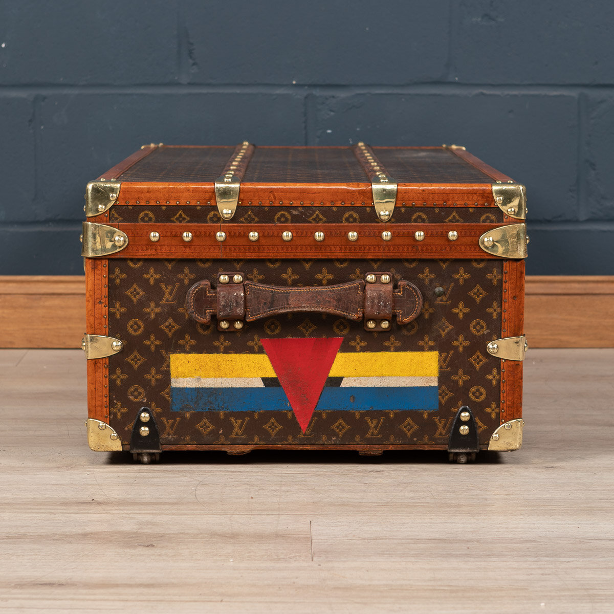 Pushkin Antiques - STUNNING 20thC LOUIS VUITTON CABIN TRUNK IN MONOGRAM CANVAS, PARIS c.1930 - 41.jpg