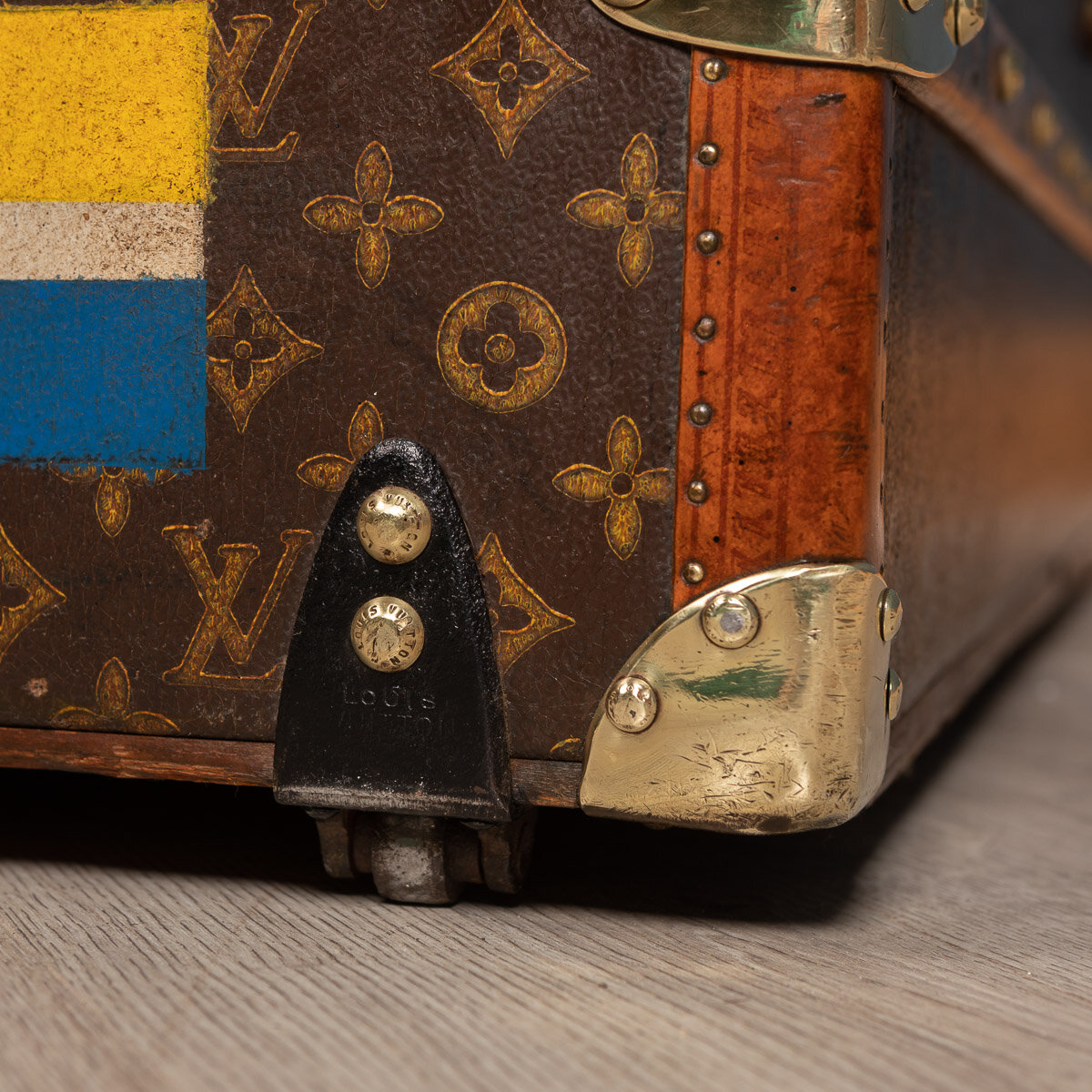 Pushkin Antiques - STUNNING 20thC LOUIS VUITTON CABIN TRUNK IN MONOGRAM CANVAS, PARIS c.1930 - 66.jpg