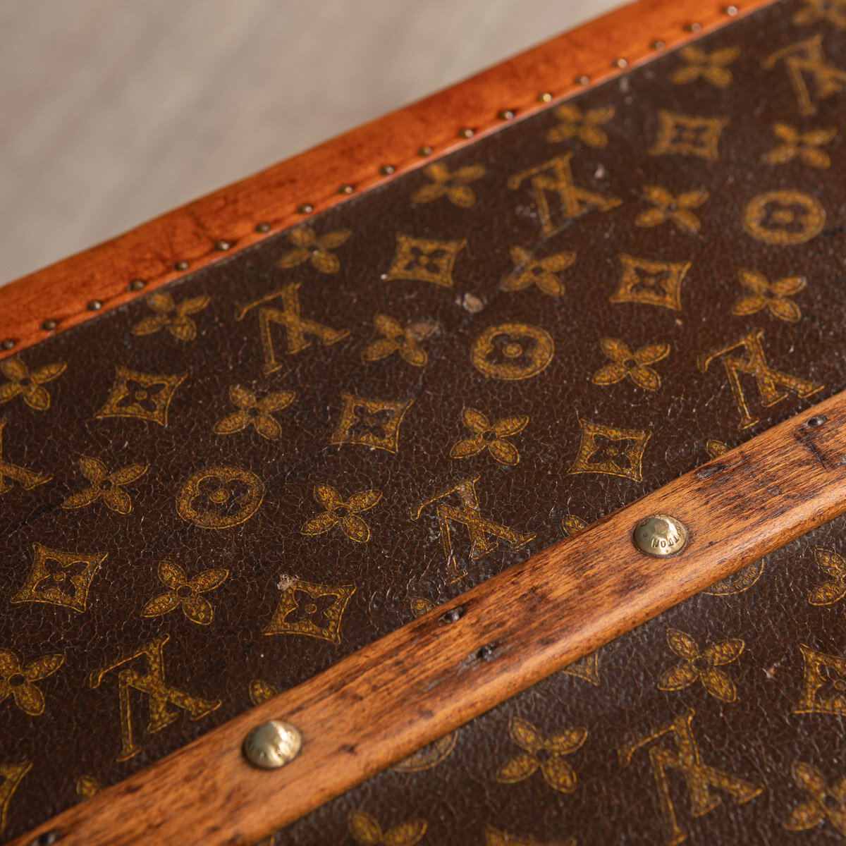 Pushkin Antiques - STUNNING 20thC LOUIS VUITTON CABIN TRUNK IN MONOGRAM CANVAS, PARIS c.1930 - 72.jpg