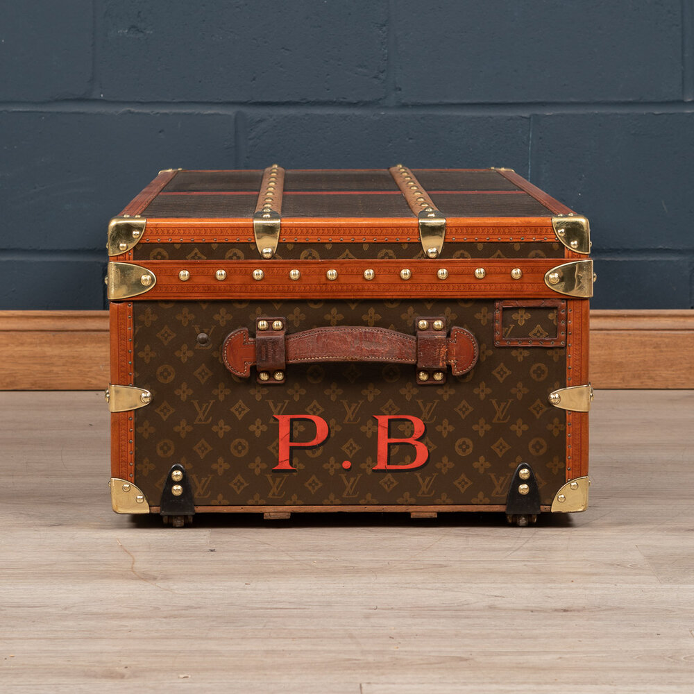 Antique Louis Vuitton courier coffee table trunk red stripe - Pinth Vintage  Luggage