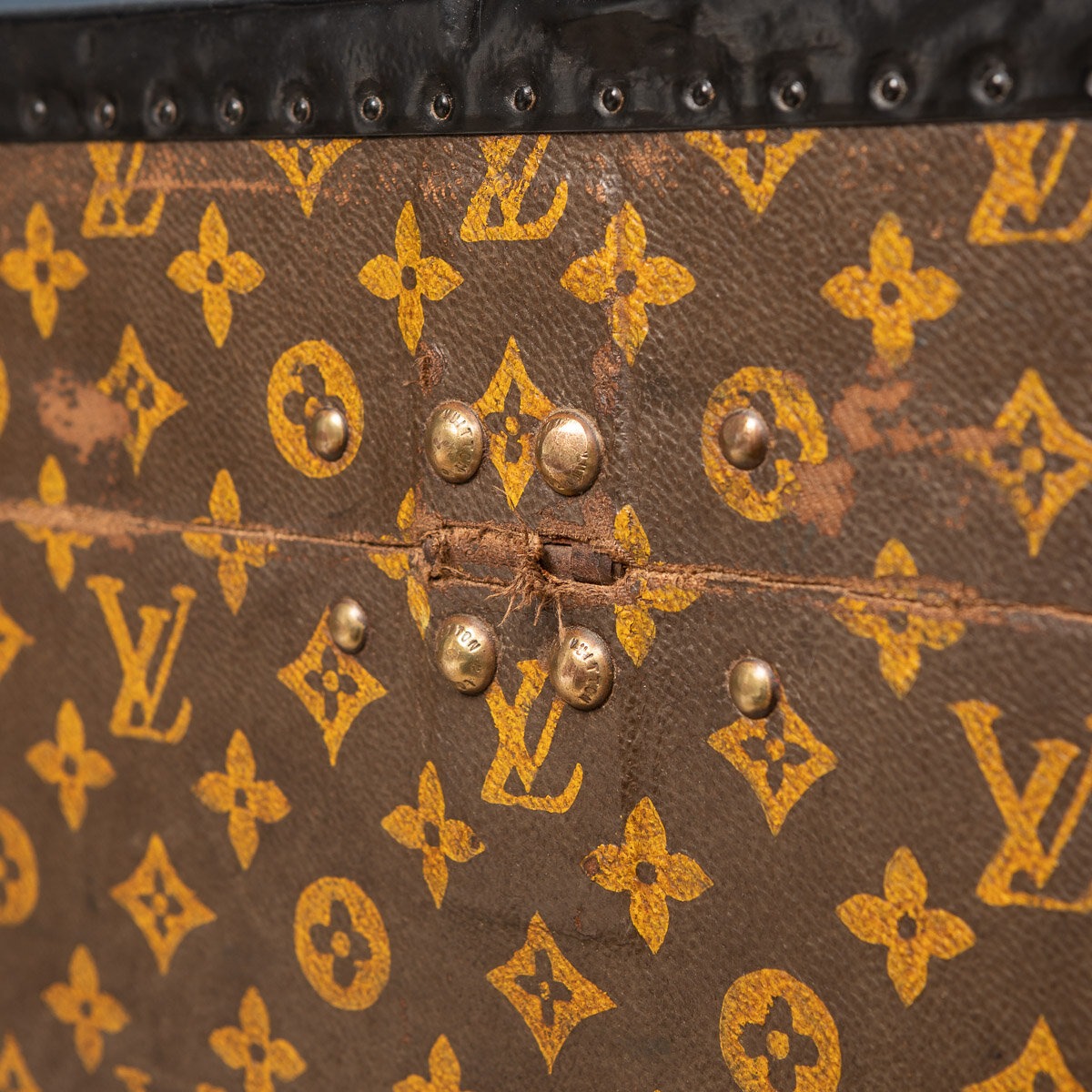 Pushkin Antiques - SUPERB 20thC LOUIS VUITTON HAT TRUNK IN MONOGRAM CANVAS, PARIS c.1930 - 28.jpg