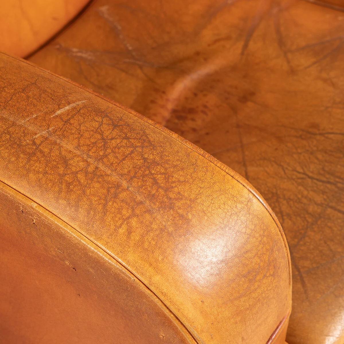 PUSHKIN ANTIQUES - LATE 20th CENTURY PAIR OF ART DECO STYLE FRENCH LEATHER CLUB CHAIRS - 17.jpg