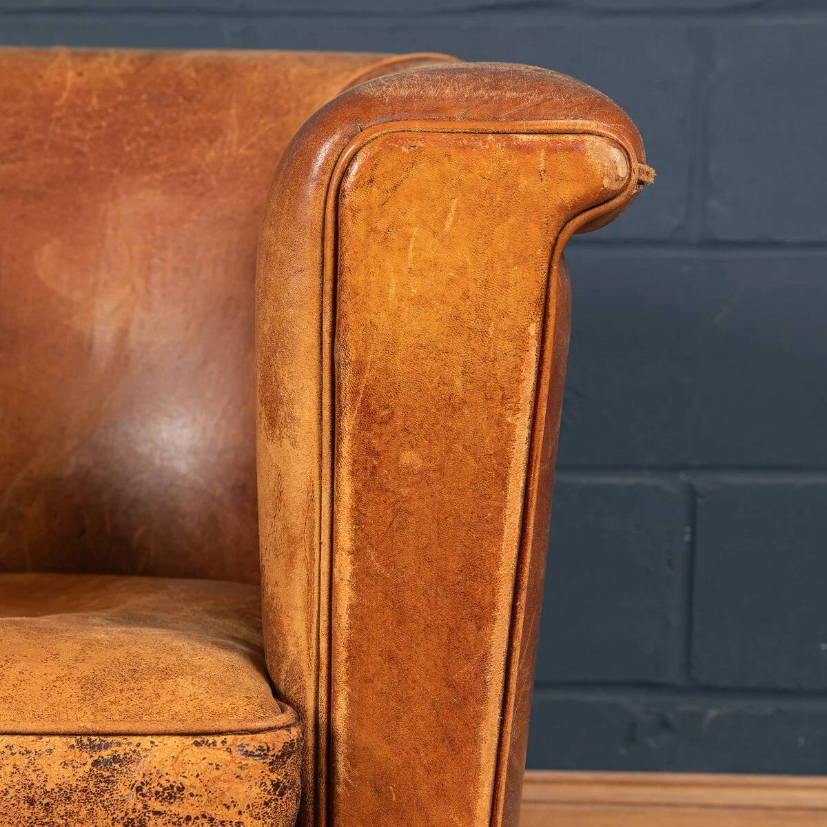 PUSHKIN ANTIQUES - LATE 20th CENTURY PAIR OF ART DECO STYLE DUTCH SHEEPSKIN LEATHER CLUB CHAIRS 3 - 11.jpg