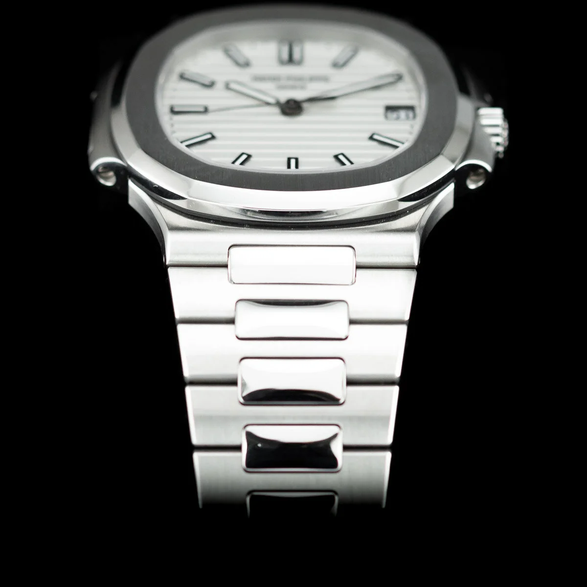Pushkin Antiques Tunbridge Wells - PATEK PHILIPPE NAUTILUS 5711:1A-011 WHITE DIAL UNWORN - 5.jpg