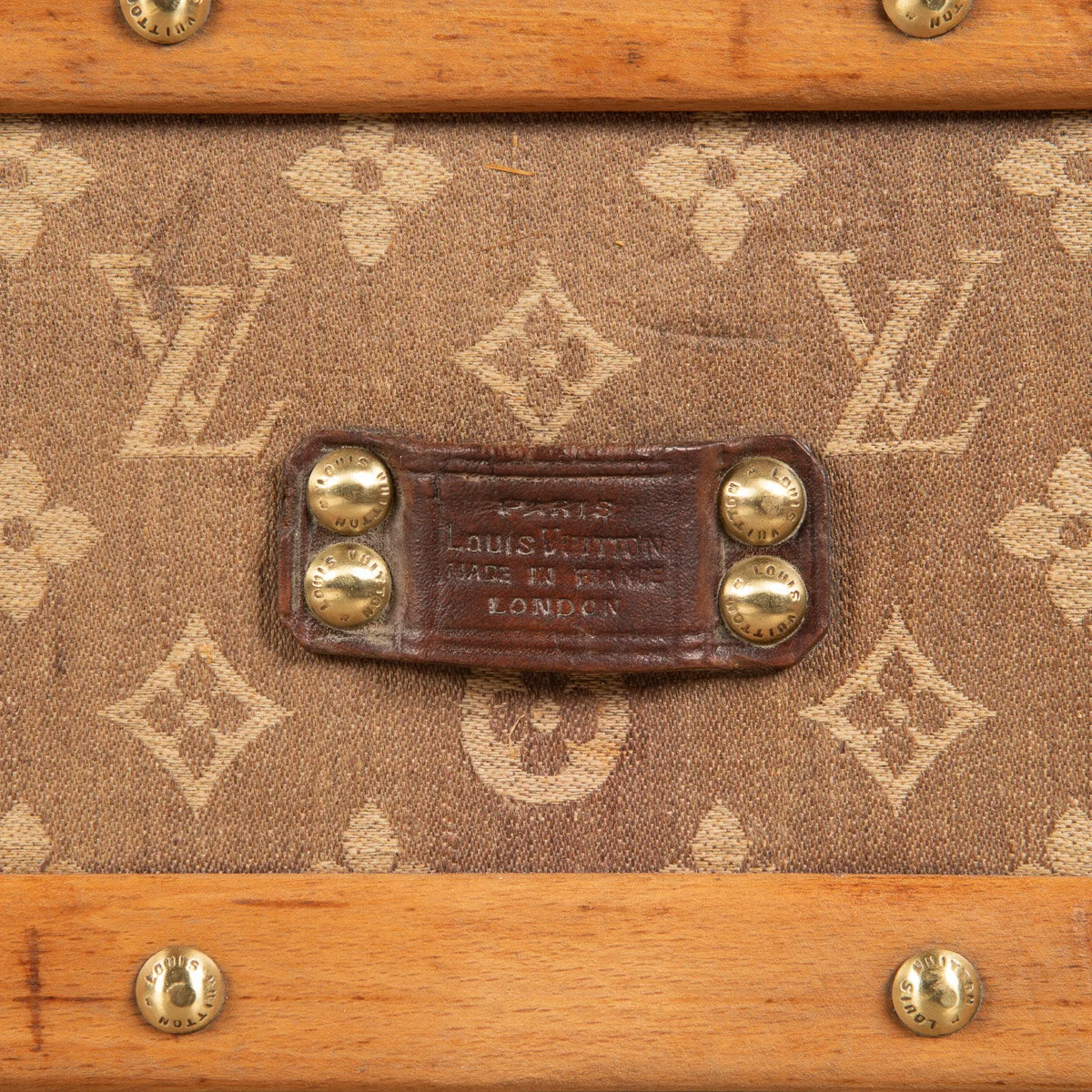 PUSHKIN ANTIQUES - ANTIQUE 20thC LOUIS VUITTON TRUNK IN WOVEN CANVAS, PARIS c.1900 - 28.jpg