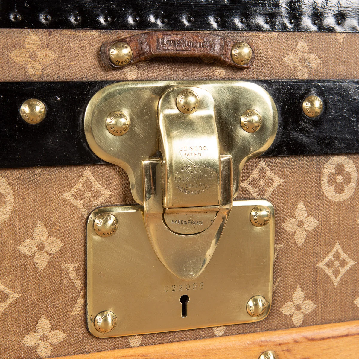 PUSHKIN ANTIQUES - ANTIQUE 20thC LOUIS VUITTON TRUNK IN WOVEN CANVAS, PARIS c.1900 - 30.jpg
