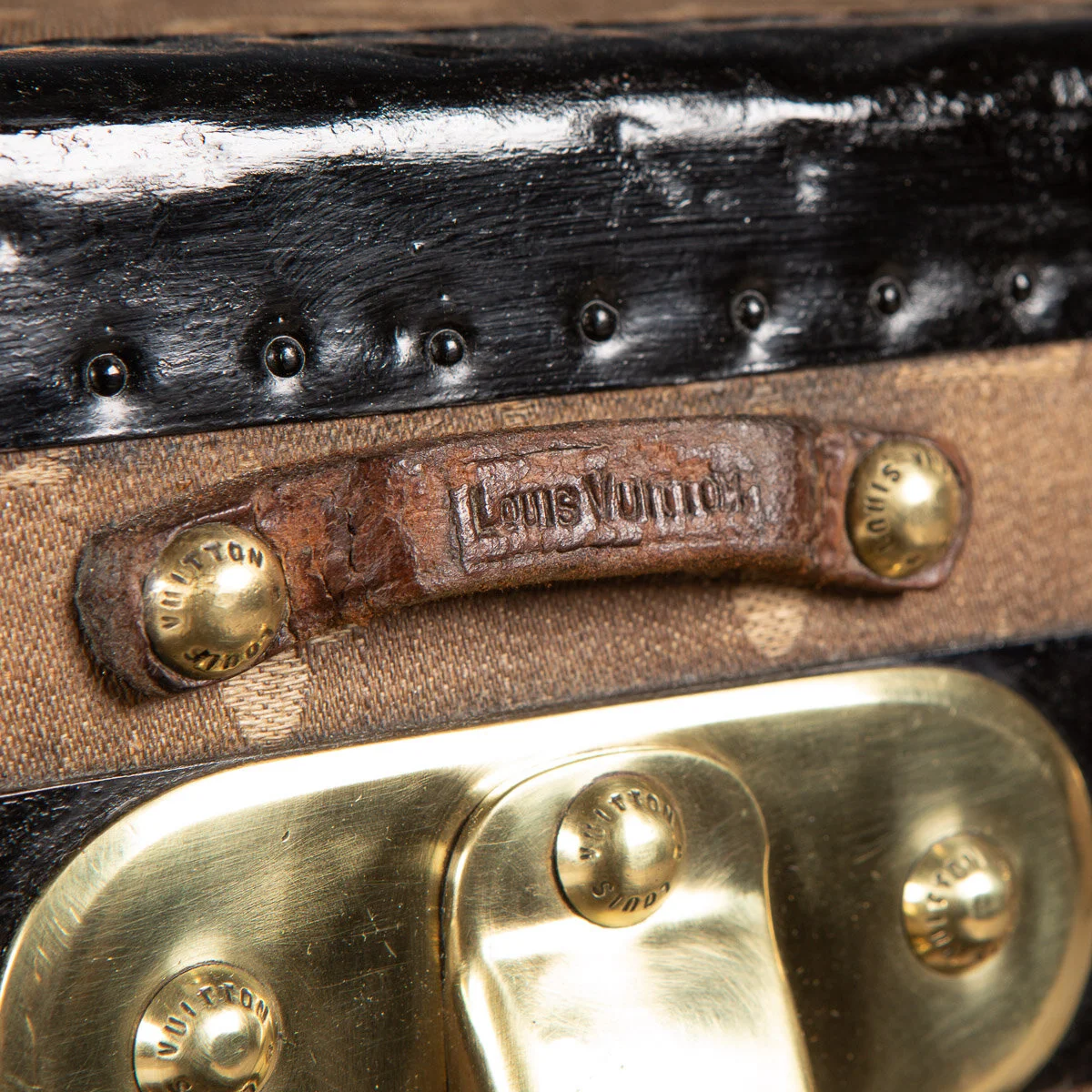 PUSHKIN ANTIQUES - ANTIQUE 20thC LOUIS VUITTON TRUNK IN WOVEN CANVAS, PARIS c.1900 - 31.jpg