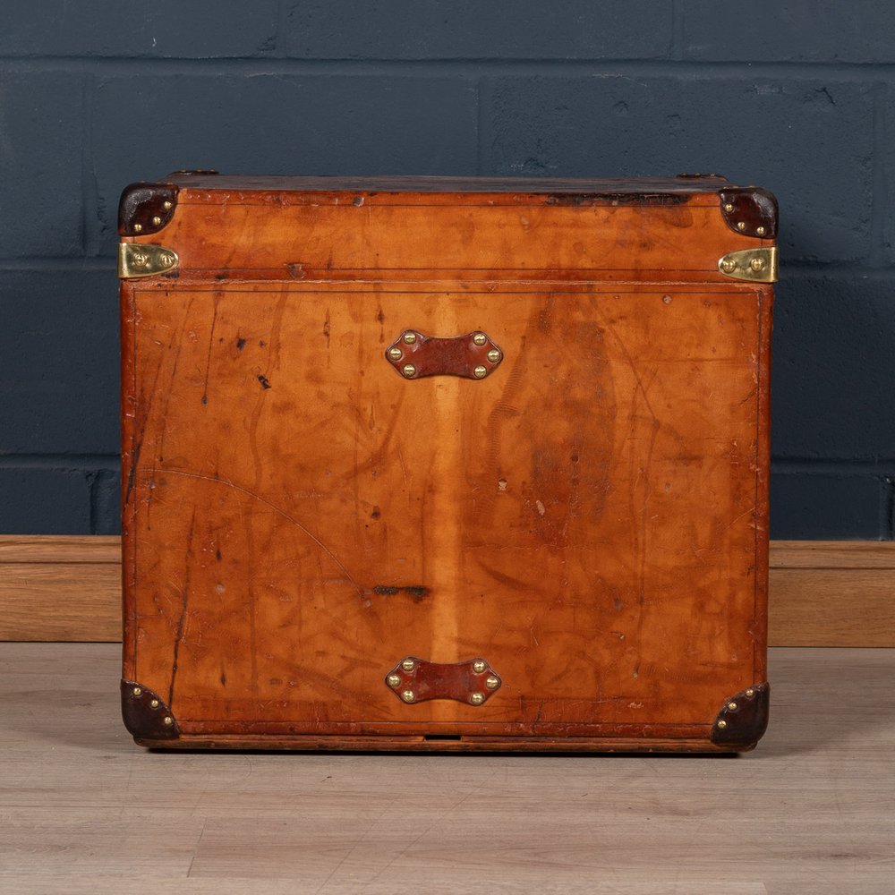 1900s Louis Vuitton Cowhide Leather Courier Trunk – ILWT - In Luxury We  Trust