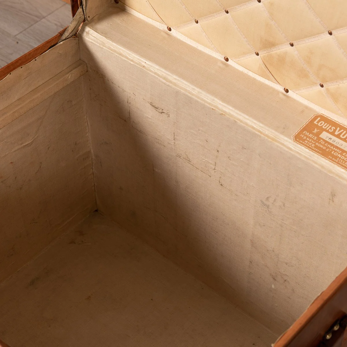 Pushkin Antiques - ANTIQUE 20thC LOUIS VUITTON TRUNK IN NATURAL COW HIDE, PARIS c.1900 - 13.jpg