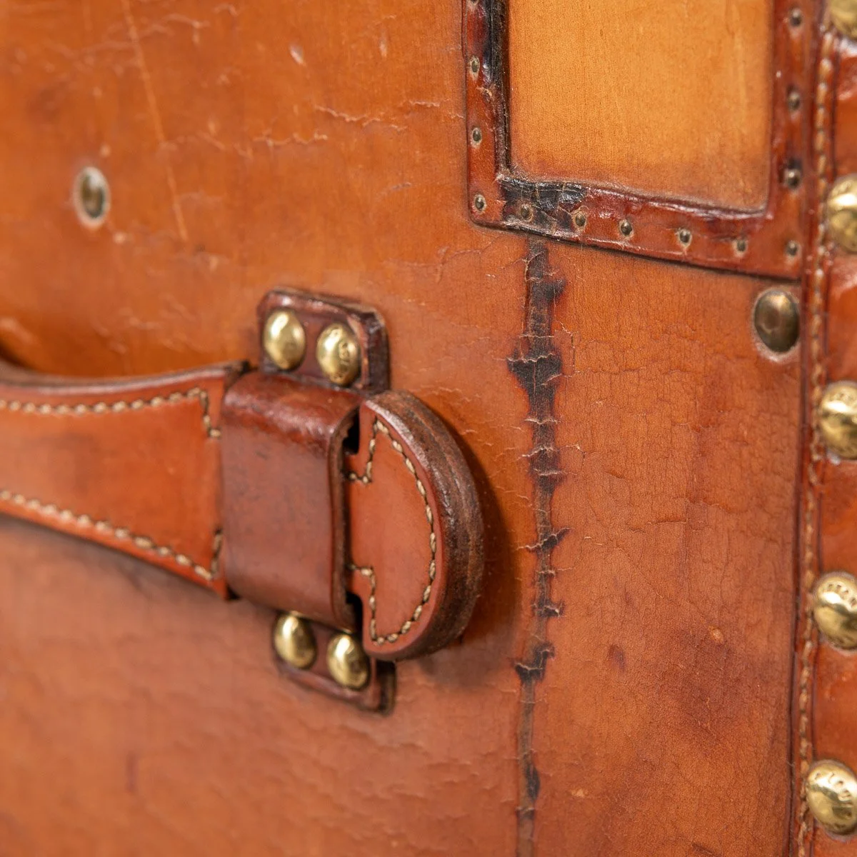 Pushkin Antiques - ANTIQUE 20thC LOUIS VUITTON TRUNK IN NATURAL COW HIDE, PARIS c.1900 - 35.jpg