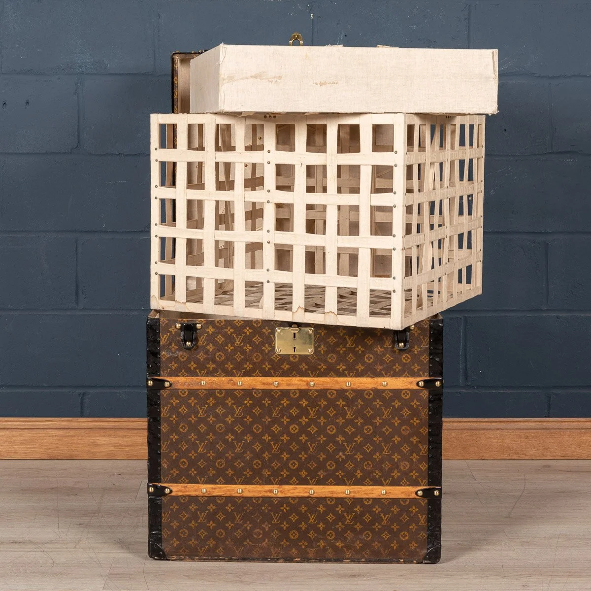 Pushkin Antiques - ANTIQUE 20thC LOUIS VUITTON HAT TRUNK IN MONOGRAM CANVAS, PARIS c.1900 - 13.jpg