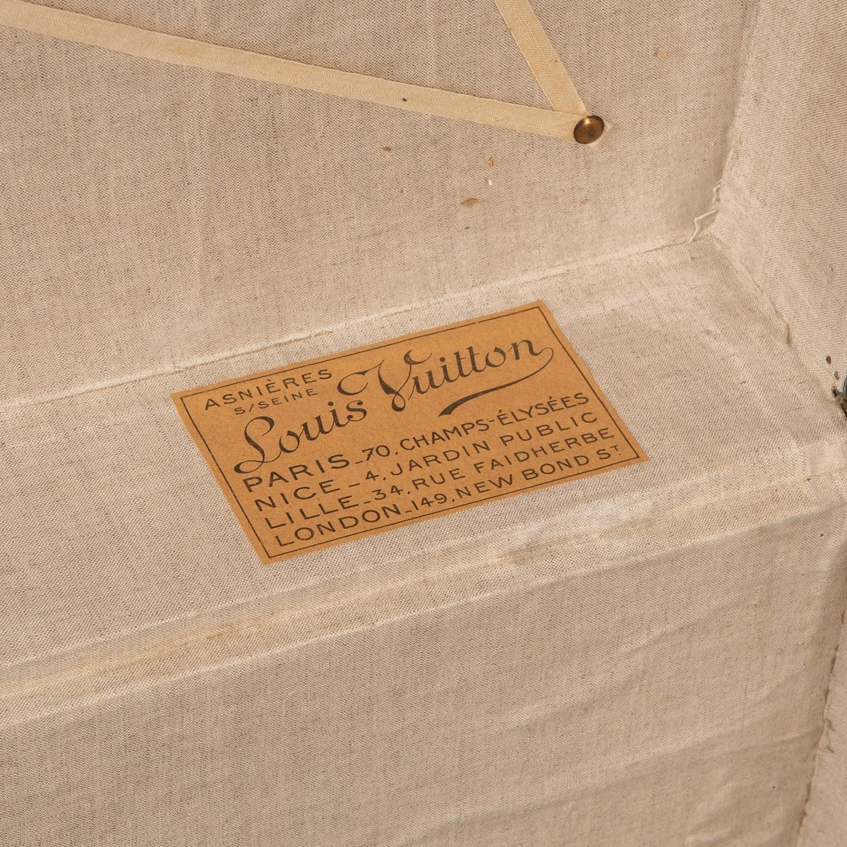 Pushkin Antiques - ANTIQUE 20thC LOUIS VUITTON HAT TRUNK IN MONOGRAM CANVAS, PARIS c.1900 - 15.jpg