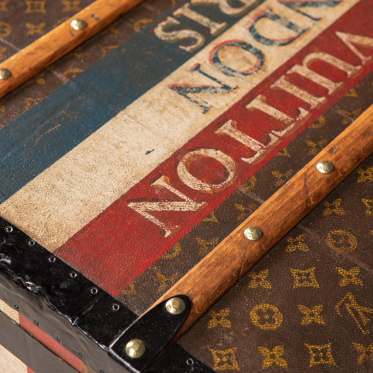 Pushkin Antiques - ANTIQUE 20thC LOUIS VUITTON HAT TRUNK IN MONOGRAM CANVAS, PARIS c.1900 - 22.jpg