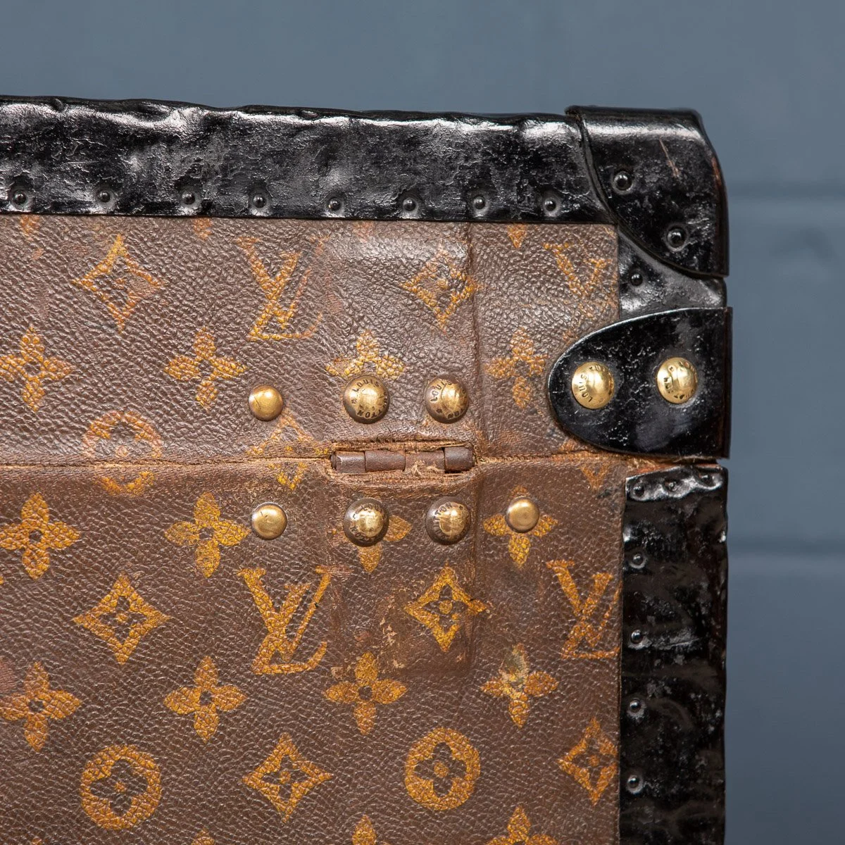 Pushkin Antiques - ANTIQUE 20thC LOUIS VUITTON HAT TRUNK IN MONOGRAM CANVAS, PARIS c.1900 - 33.jpg