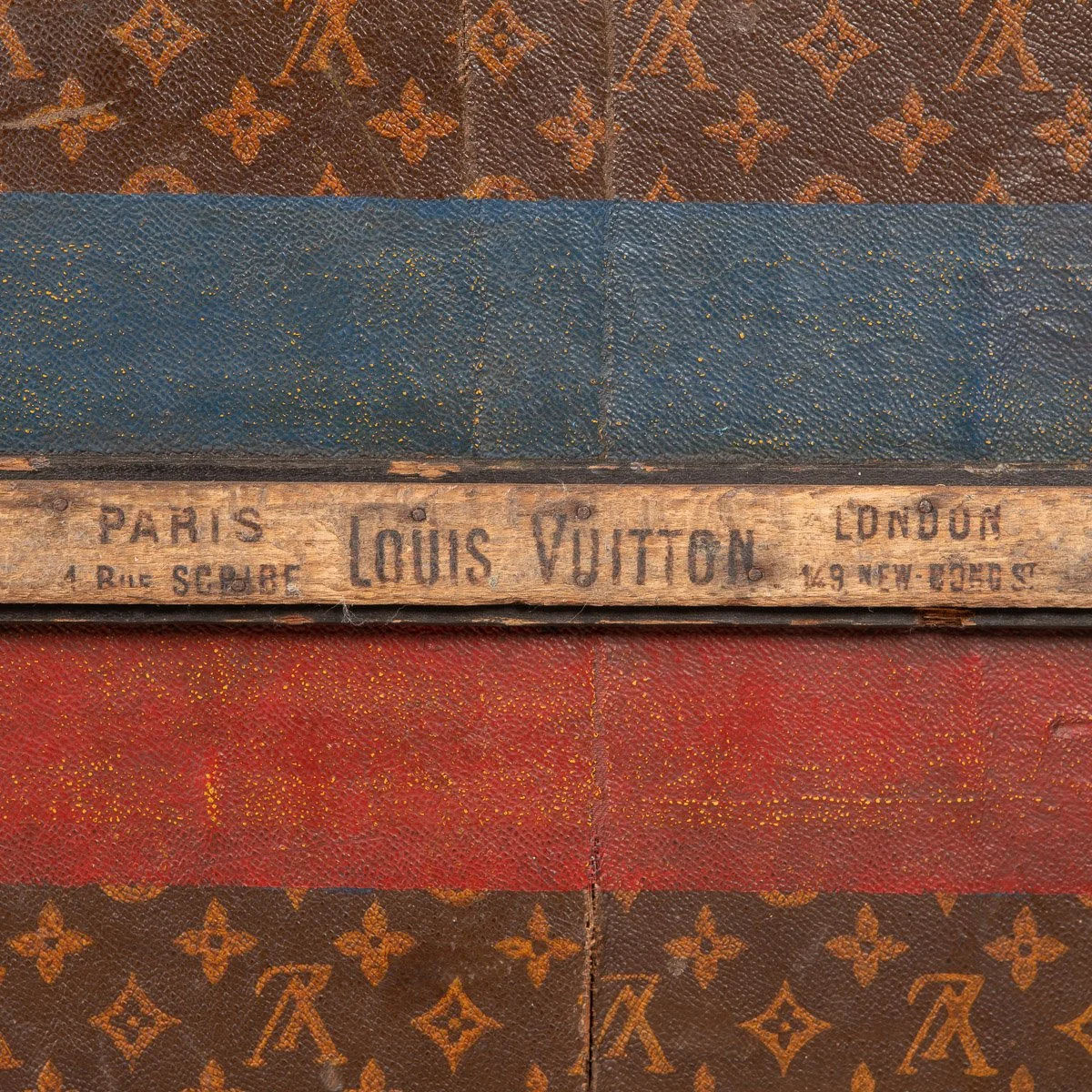 Pushkin Antiques - ANTIQUE 20thC LOUIS VUITTON HAT TRUNK IN MONOGRAM CANVAS, PARIS c.1900 - 38.jpg