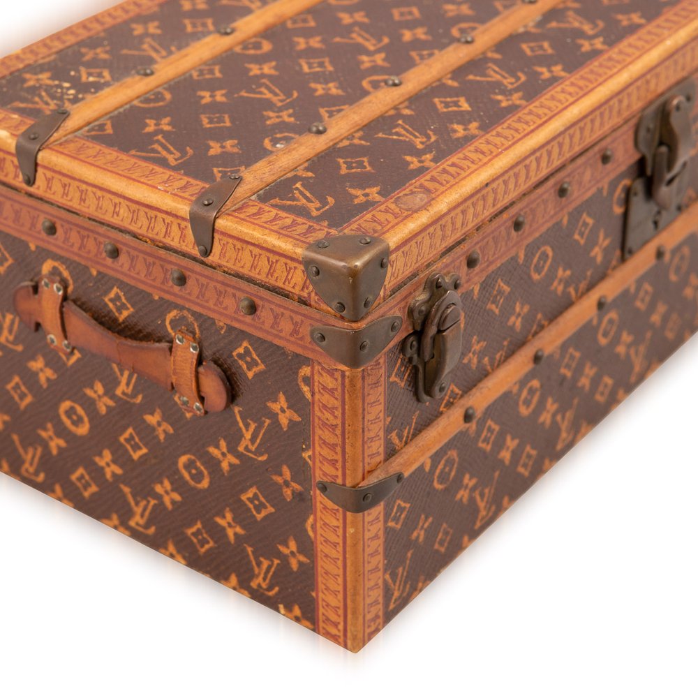 Louis Vuitton - 20th Century Extremely Rare Louis Vuitton Malle Fleurs,  c.1920