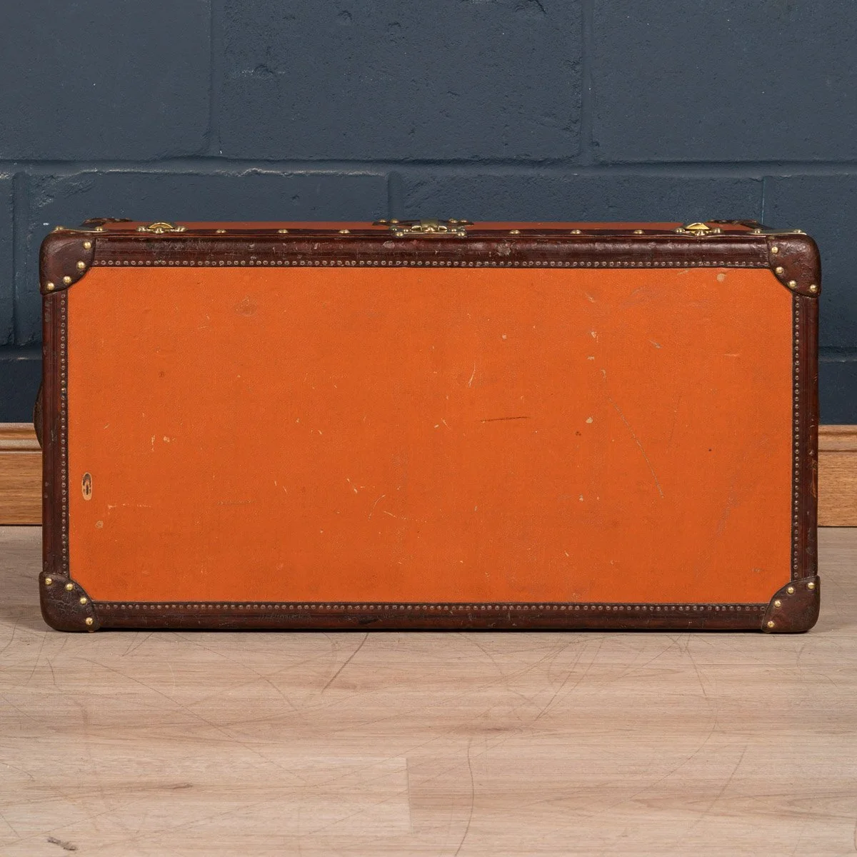 PUSHKIN ANTIQUES - ANTIQUE 20thC LOUIS VUITTON SHOE TRUNK IN ORANGE %22VUITTONITE%22 CANVAS c.1910 - 10.jpg