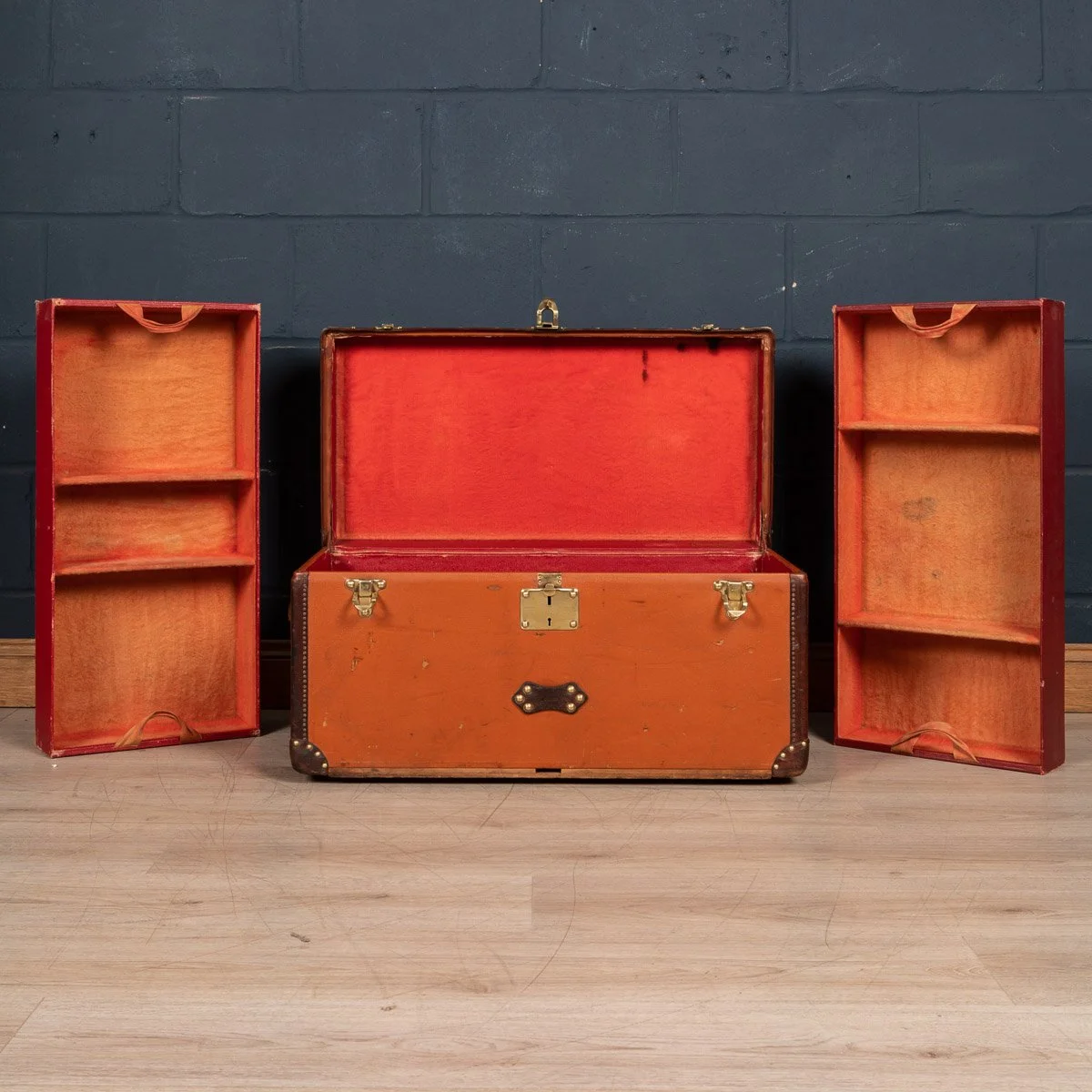 PUSHKIN ANTIQUES - ANTIQUE 20thC LOUIS VUITTON SHOE TRUNK IN ORANGE %22VUITTONITE%22 CANVAS c.1910 - 12.jpg
