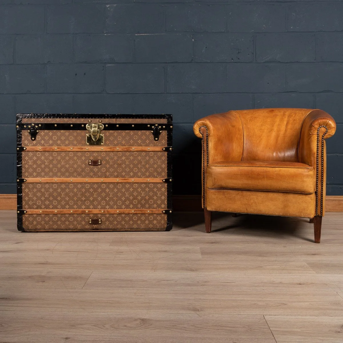 PUSHKIN ANTIQUES - ANTIQUE 20thC LOUIS VUITTON TRUNK IN WOVEN CANVAS, PARIS c.1900 - 04.jpg