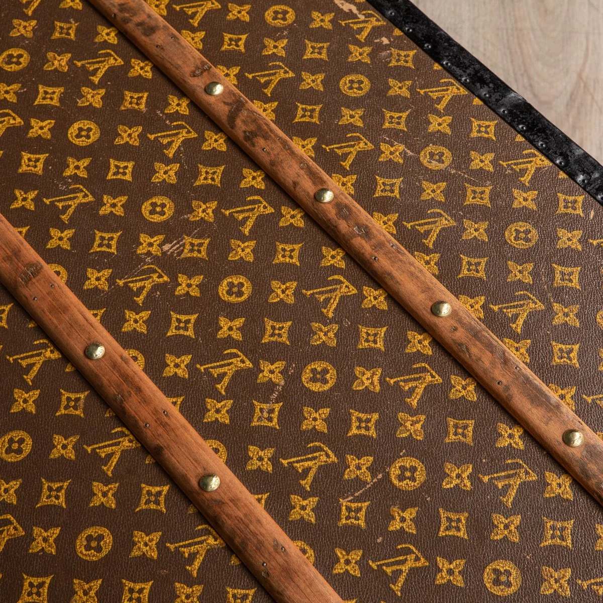 Pushkin Antiques - ANTIQUE 20thC LOUIS VUITTON CABIN TRUNK IN MONOGRAM CANVAS, PARIS c.1910 - 30.jpg