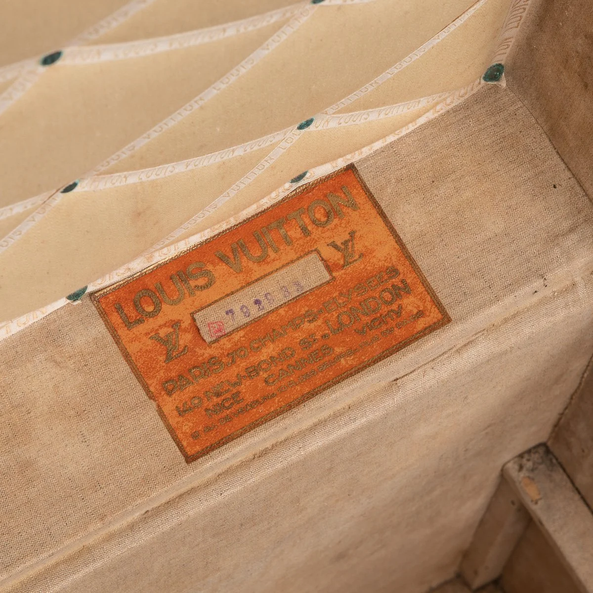 Pushkin Antiques - ANTIQUE 20thC LOUIS VUITTON COURIER TRUNK IN MONOGRAM CANVAS, PARIS c.1930 - 14.jpg